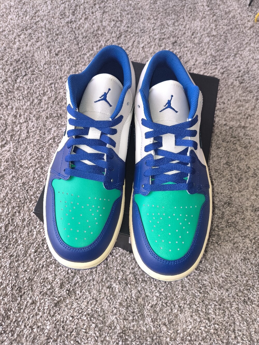 Air Jordan 1 Low "Rare Air" Size 10M - 11.5W